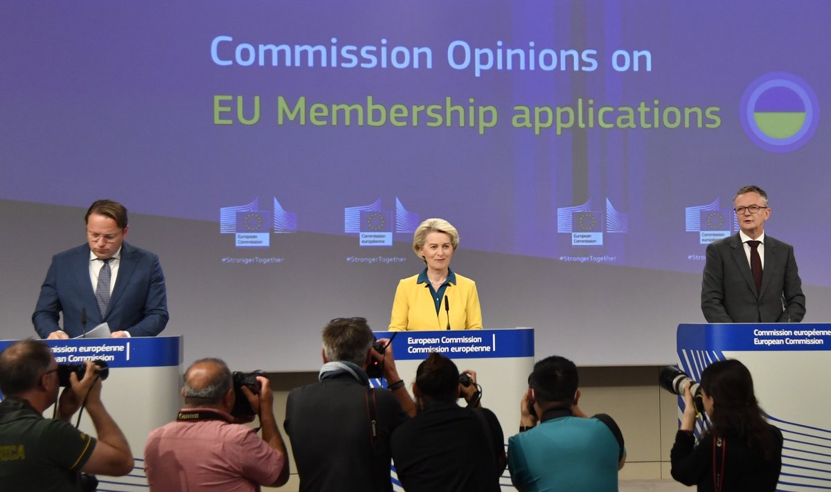 Еврокомиссия поддержала предоставление Украине статуса кандидата на вступление в ЕС