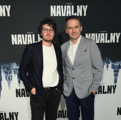 "Navalnõi" režissöör Daniel Roher ja uuriv ajakirjanik Christo Grozev.