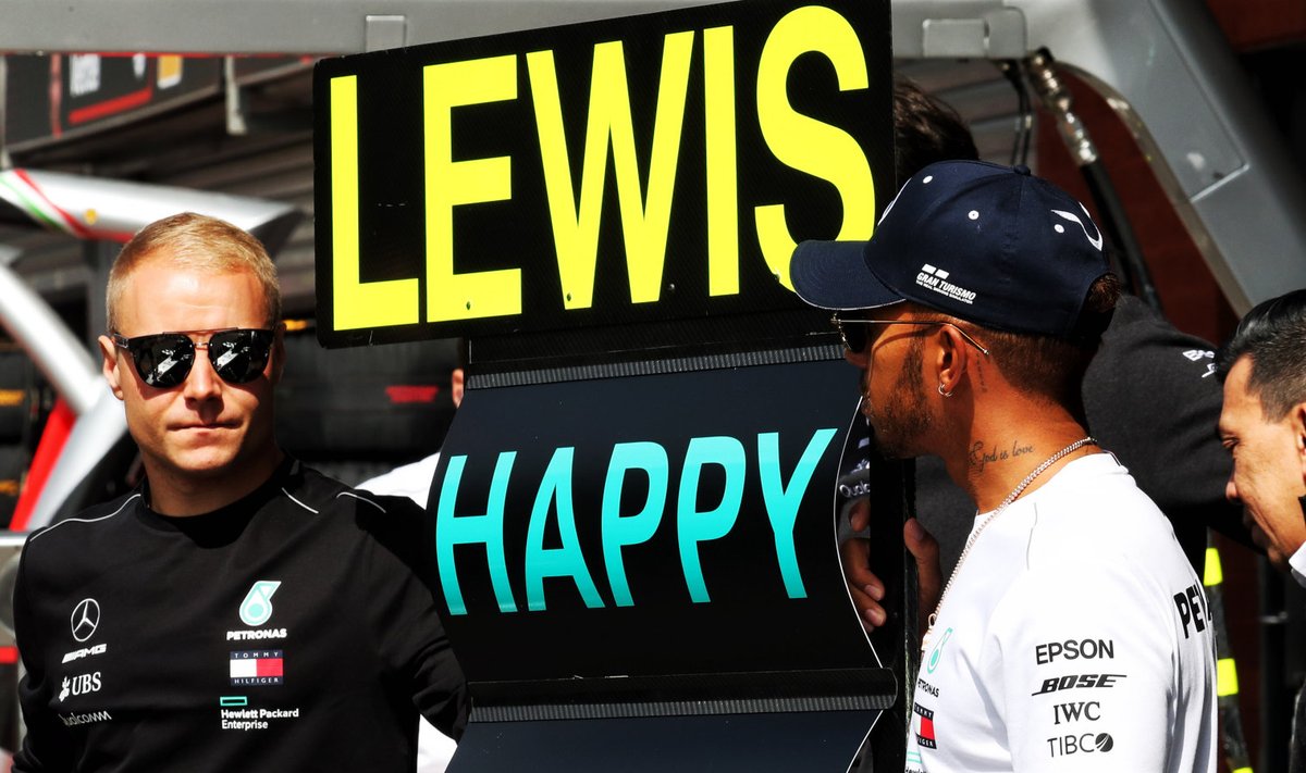 Valtteri Bottas ja Lewis Hamilton