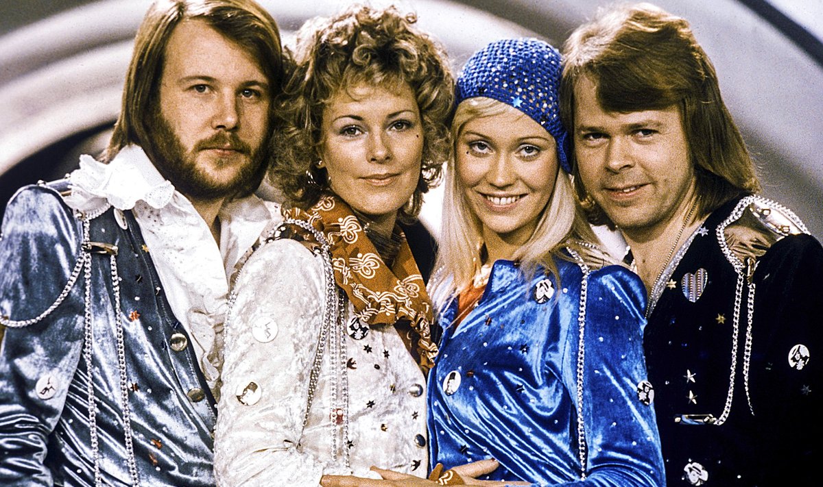 Benny, Frida, Agnetha ja Björn pärast eurolaulu “Waterloo” võitu (1974).