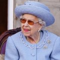 Elizabeth II tegi ametlikul tseremoonial sünge nalja, mille peale tervishoiutöötajad ennastunustavalt naerma puhkesid
