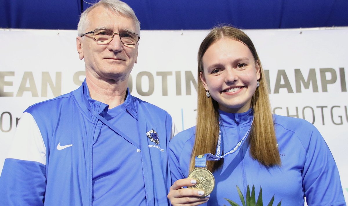 Katrin Smirnova koos treeneri Aleksandr Makaroviga.