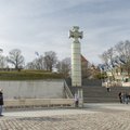 Rainer Vakra ja Raimond Kaljulaid ei pea õigeks Vabadussamba lähistele rulatõkete rajamist