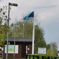 Читатель RusDelfi увидел рваный эстонский флаг в нарвском порту: это позор!