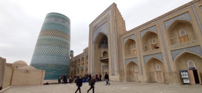 Hiiva muistsed müürid ja minaretid rääkimas sajandite ja aastatuhandete lugu
