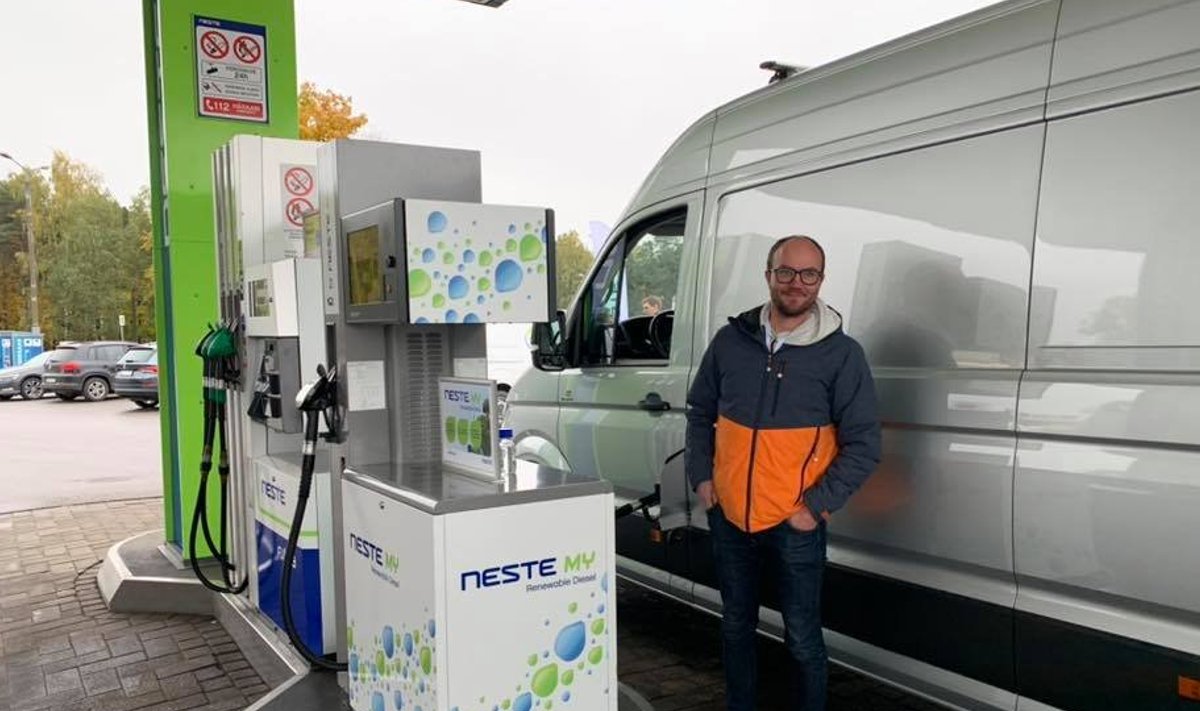 Uku, kaubik ja Neste MY tankur
