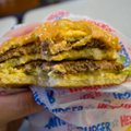 Keeleinspektsioon ei luba Hesburgeril tõlketa drive-in'i silte kasutada
