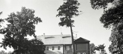 Kuigatsi mõisa peahoone tagakülg, foto, V.Ranniku 1969