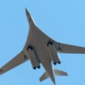 Venemaa moderniseeritud strateegiline pommitaja Tu-160 tegi esimese lennu