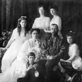 Tsaar Nikolai II tütred, haige troonipärija ja Grigori Rasputin