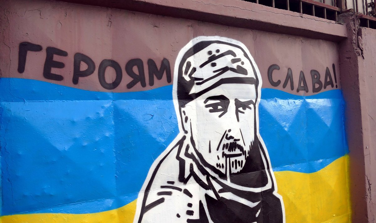 AU KANGELASTELE: Hukatud Ukraina sõjavangile pühendatud graffity Odessas.