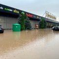 ФОТО И ВИДЕО | В Тарту потоп: улицы превратились в реки, парковки — в озера