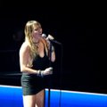 Kõik välja: Miley Cyrusi MTV galaõhtu etteaste "Slide Away" räägib abielulahutusest Liam Hemsworthiga