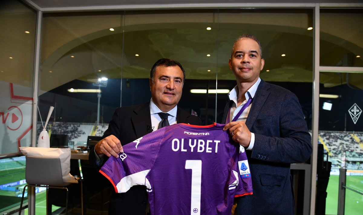 ACF Fiorentina tegevjuht Giuseppe Barone ja OlyBet Groupi juhatuse esimees Corey Plummer