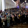 Peterburis mässavad kohalikud poliitikud Putini vastu vere hinnaga