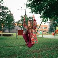 Eesti koolid saavad lastele põnevust ja liikumislusti pakkuvad slackline tasakaalurajad