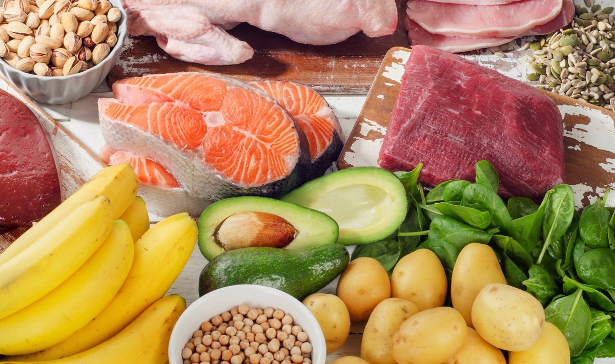 B-grupi vitamiine leidub rohkesti lihas ja kalas, seetõttu ohustab vitamiinipuudus taimetoitlasi.