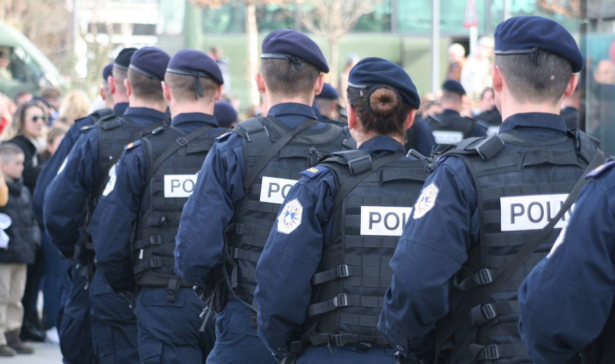 Kosovo politsei riigiiseseisvuspäeval, pilt on illustratiivne.