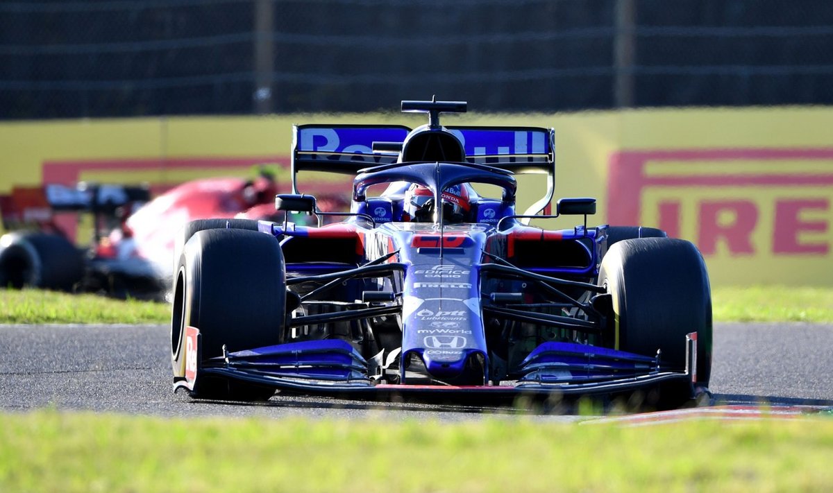 Daniil Kvjat Toro Rosso roolis.