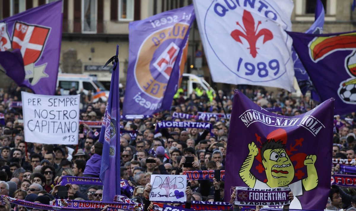 Jalgpallur Davide Astori matused
