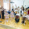 Mooste rahvamuusikakool õpetab pillid mängeldes selgeks