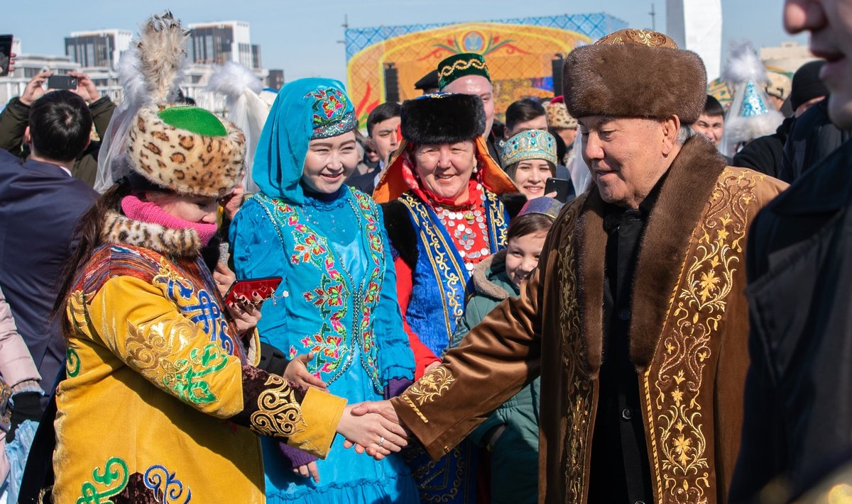 Kasahstani president Nursultan Nazarbajev sel kuul veel Astana nime kandvas pealinnas Pärsia uue aasta nowruz’i pidustustel.