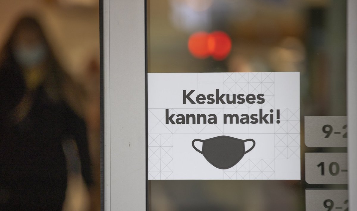 Praegu kehtib Eestis maskikohustus kauplustes ja ühistranspordis