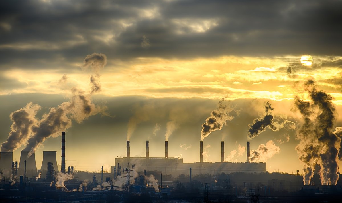 Industrial,Landscape.,From,Pipe,Factory,Smoke,,Polluting,The,Atmosphere.,Hdr
