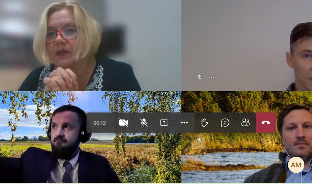 Programmi tutvustasid keskkonnaministeeriumi pressiesindaja Marju Kaasik, metsaosakonna juhataja Meelis Seedre, asekantsler Marku Lamp ja üks programmi koostanud eksperte Karl Kupits (ülal paremal).