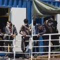 VIDEO | Itaalia võimud lubasid 800 põgenikuga laeval silduda, päästjad süüdistavad Maltat abikutsungite eiramises