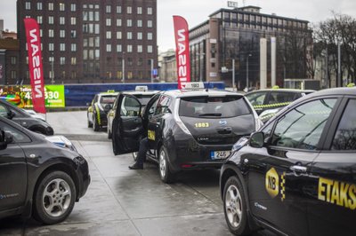 Nissani elektriautod on Eestis populaarsed ning kasutusel ka näiteks taksodena.