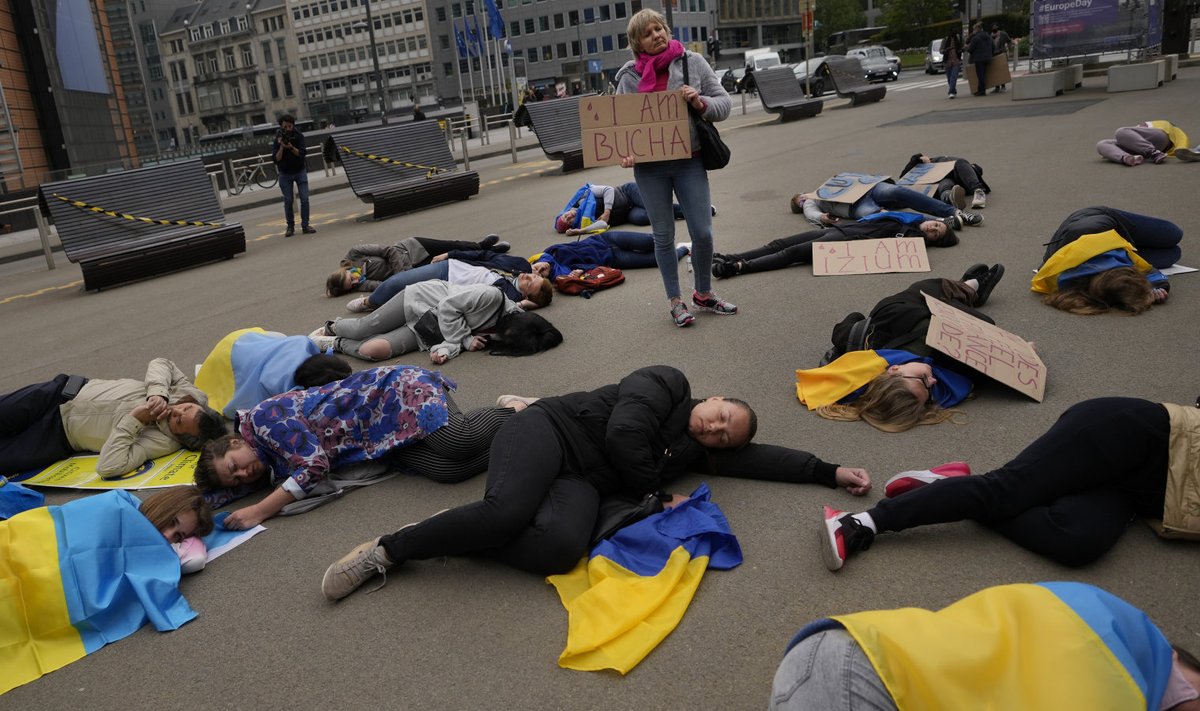 Vene gaasist ja naftast loobumist nõudev meeleavaldus Euroopa Parlamendi ees Brüsselis. 29. aprill 2022.