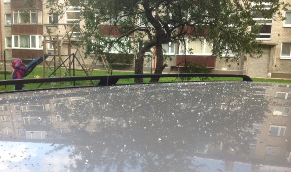 Lumekruubid auto katusel