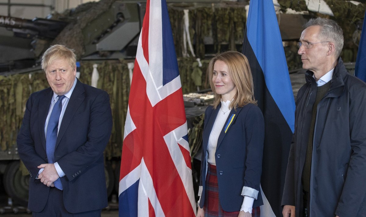 Peaminister Kaja Kallas on suurel pildil. 1. märtsil kohtus ta Tapal NATO peasekretäri Jens Stoltenbergiga (paremal) ja Ühendkuningriigi peaministri Boris Johnsoniga.