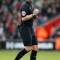 VIDEO | Mis juhtus? Kohtunik lükkas Premier League'i mängu ajal Cesc Fabregase ümber