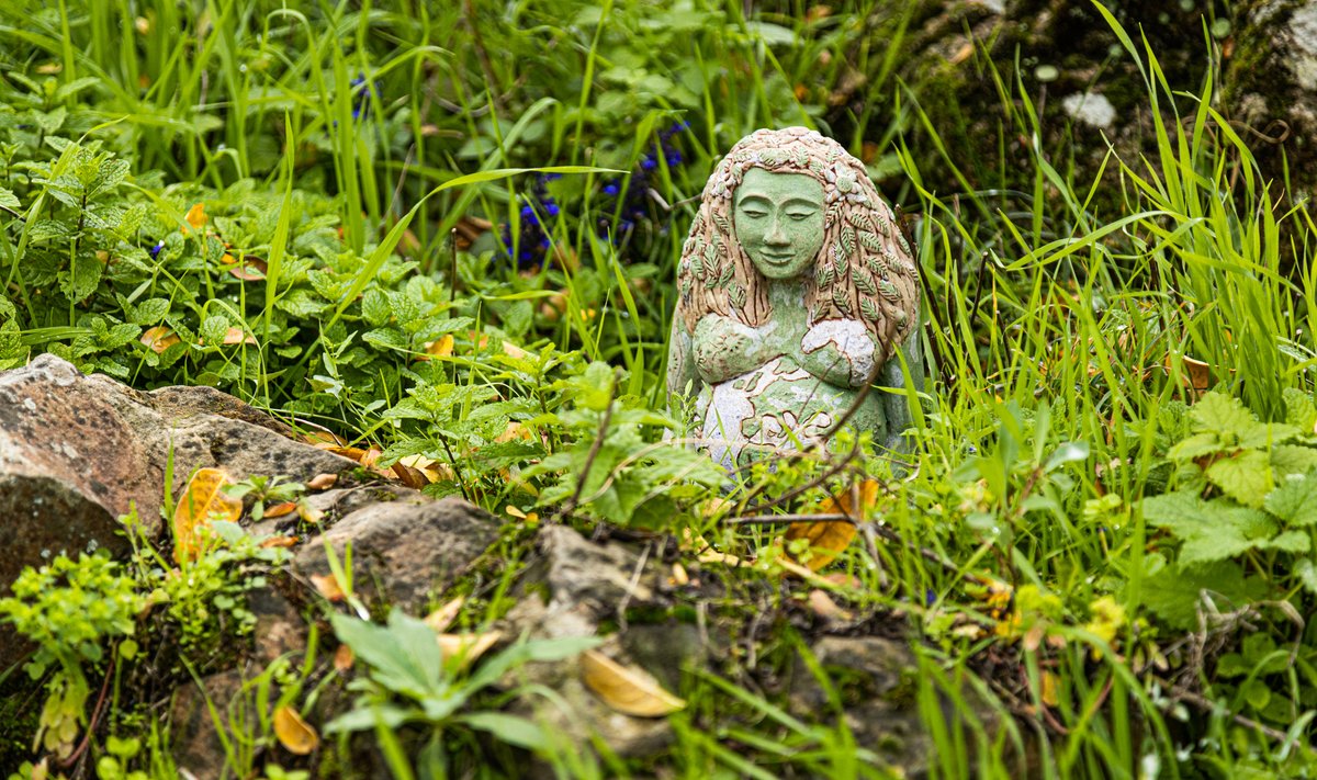 Statue of Gaia