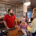 Perega maale elama | Itaalia mees leidis Eestist naise ja hakkas Hiiumaal restorani pidama