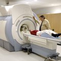 Tartu Ülikooli Kliinikumis unustati patsient MRT-masinasse. Paanikas abiotsija veetis luku taga mitmeid tunde