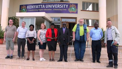 Tartu Ülikool töötab Keenias välja orgaanilistest jääkidest ehitusplokke.
