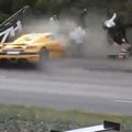 VIDEO: Koenigsegg põrutas Poolas publiku sekka. Ime, et keegi surma ei saanud
