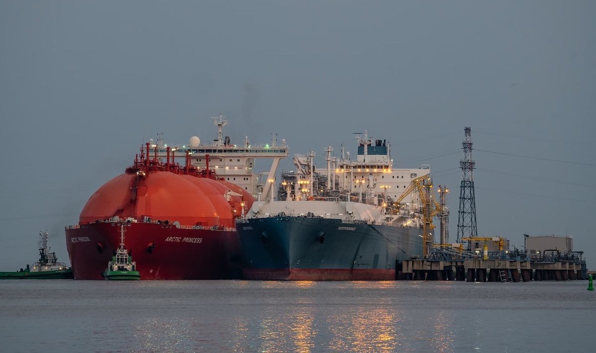 Klaipeda sadamasse jõudnud veeldatud maagaasiga tankerlaev