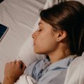 Kummal on parem uni — kas vallalisel või suhtes oleval inimesel? Teadlased ütlevad, et…