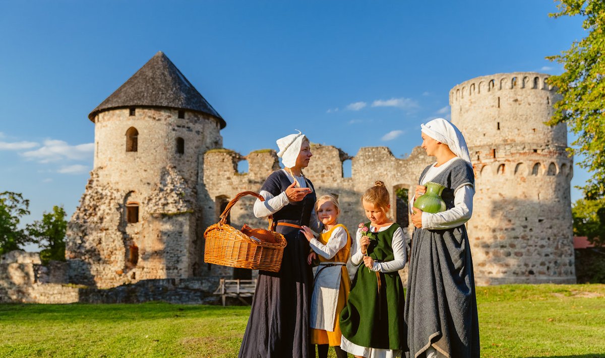Cēsise lossikompleks.