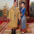 Kirju minevikuga Tai kuningas avalikustas oma ametliku armukese: naisele omistati kuninga ustava partneri tiitel