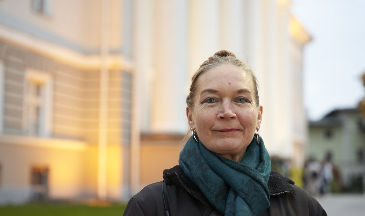 Tartu ülikooli ametiühingu esimees Ruth Tammeorg ütleb, et riik peaks akadeemilistele töötajatele maksma põhipalka.