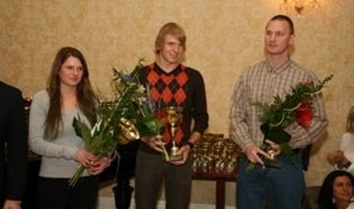2009 parimad Helen Schmidt, Kirill Kotšegarov ja Jüri Käen