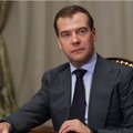 Õiglane Venemaa viskab Medvedevi toetajad endi hulgast välja