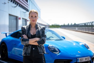 Saara Pius sarja "Pöördes" võtetel