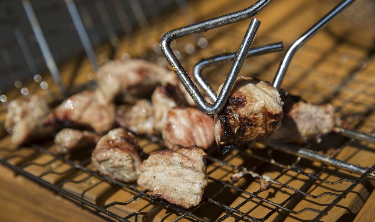 Söök, grill, söögilaud