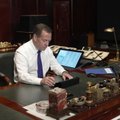Medvedev: lääne vastused Vene tuumaähvardustele on diarröalise demagoogia purskkaevud koos tigeda kraaksuva retoorikaga
